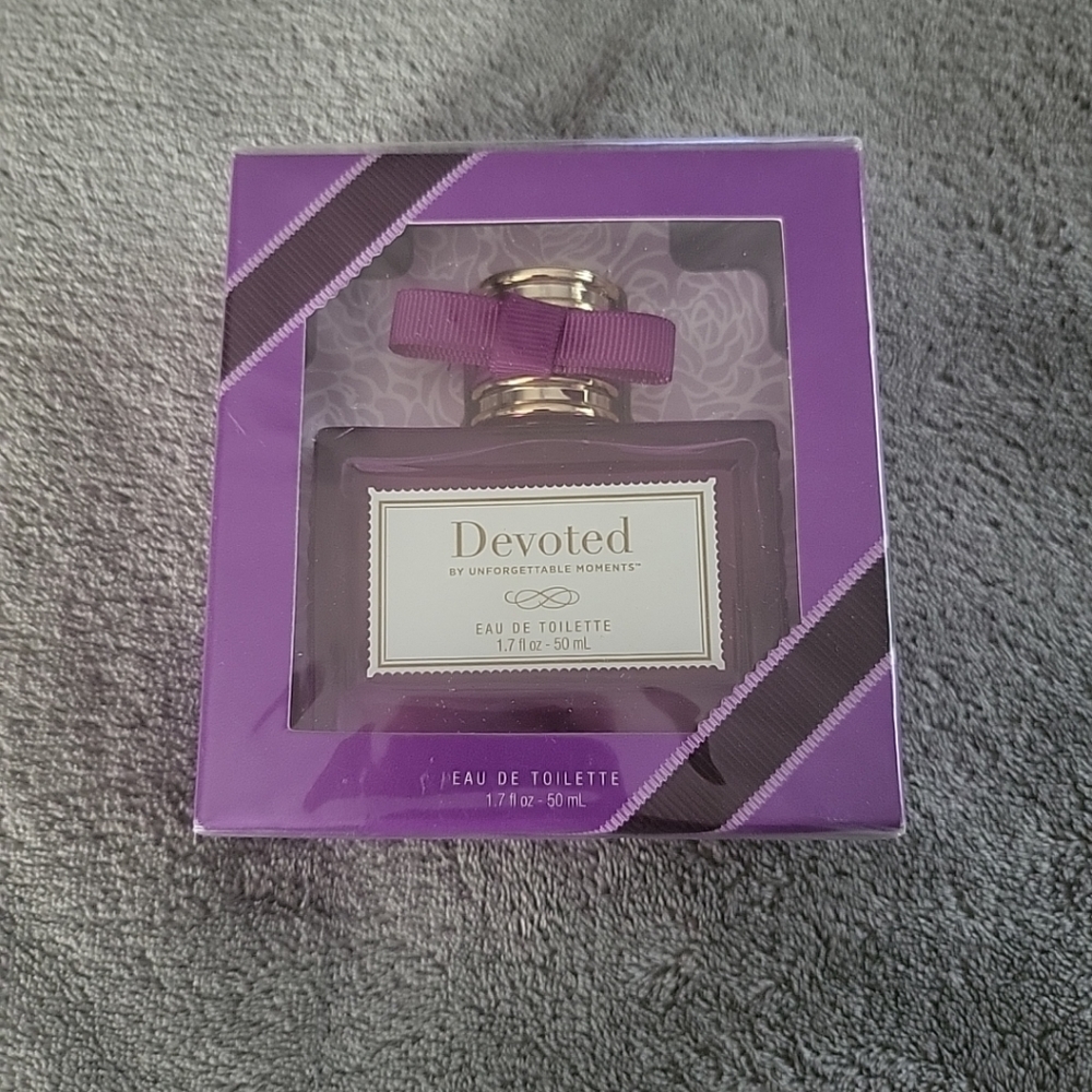 Unforgettable Moments Devoted Eau De Toilette
